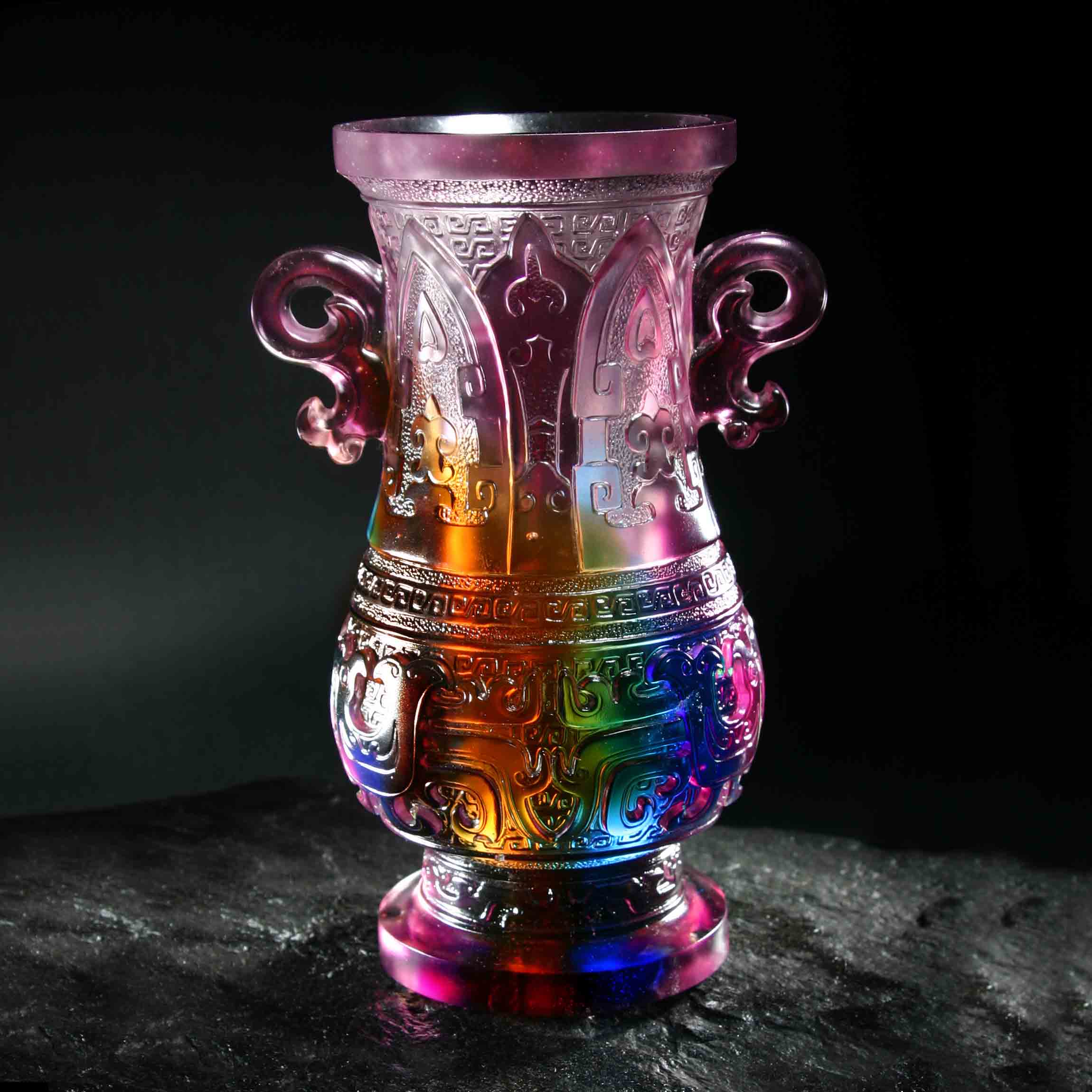 琉璃最新,琉璃最新,探索现代琉璃艺术的魅力与革新