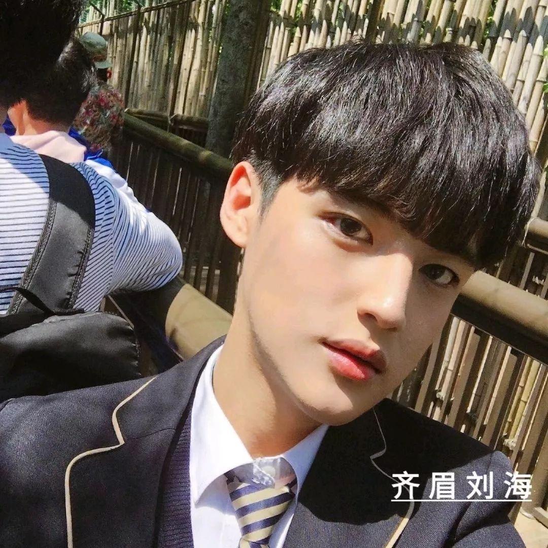 最新发型与自然美景的邂逅,寻找内心的平和之旅