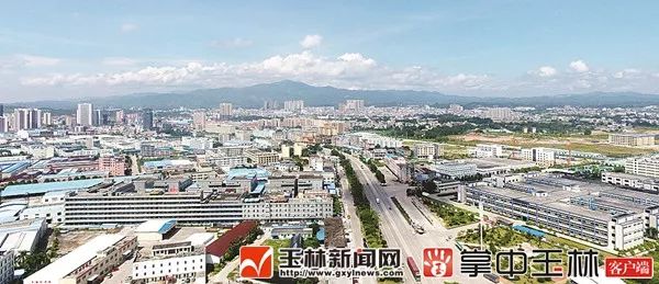 容县最新动态,活力变化中的学习自信与成就感