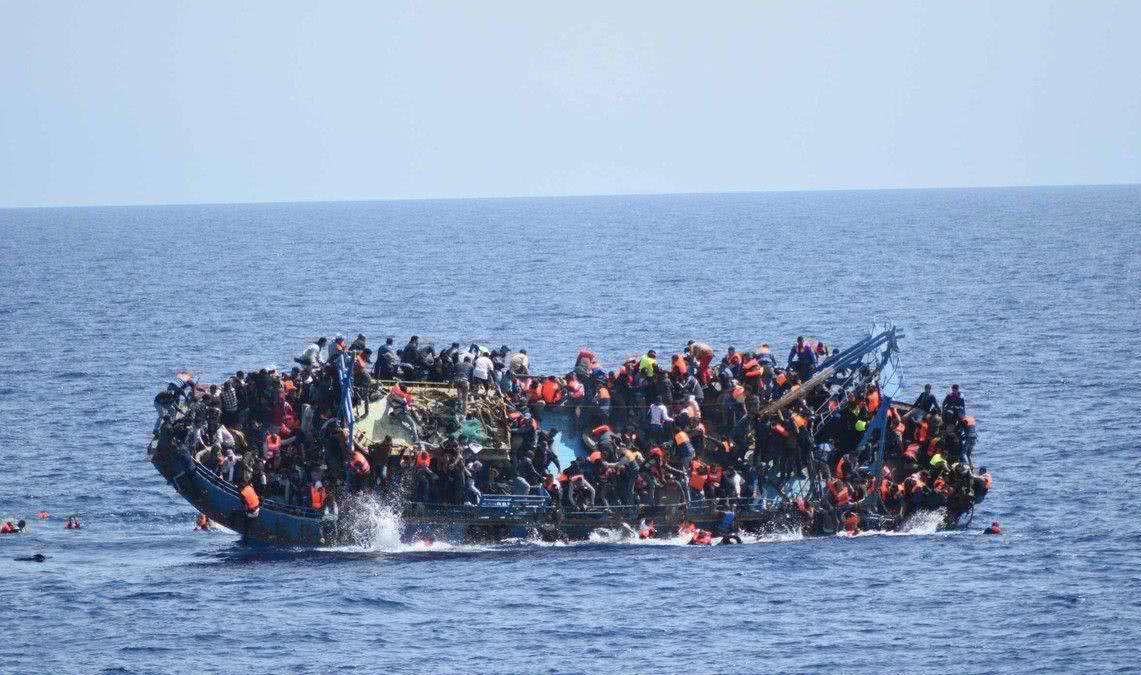 偷渡现象,历史背景、重大事件、影响与当代地位分析