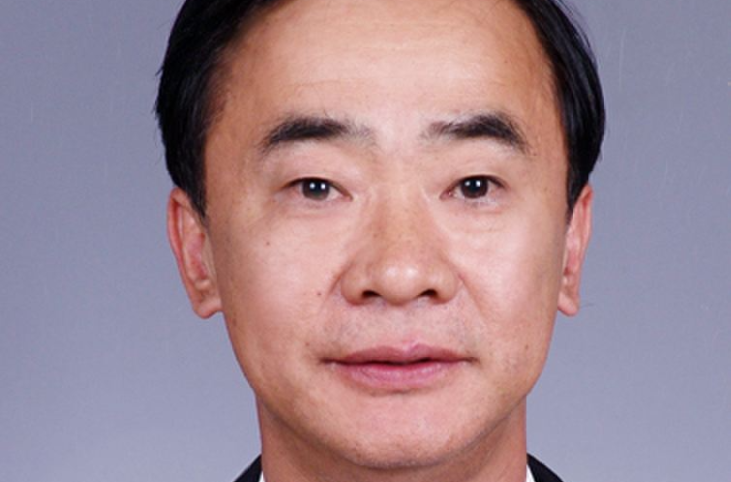 如何成为优秀演员,邢凯的演艺之路详细步骤指南