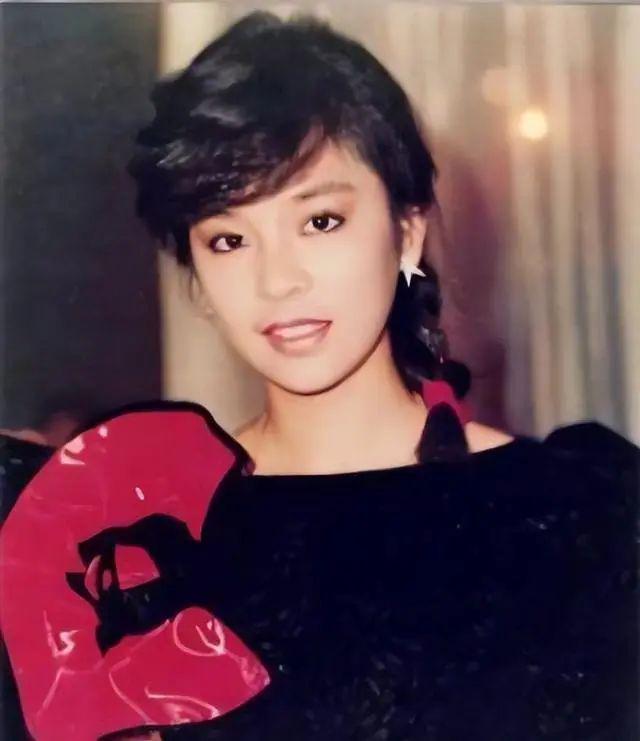 早逝明星的心灵之旅,追寻大自然与内心平静的征途