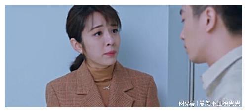 演员的日常对话与深厚友情,舞台内外的真实情感交流