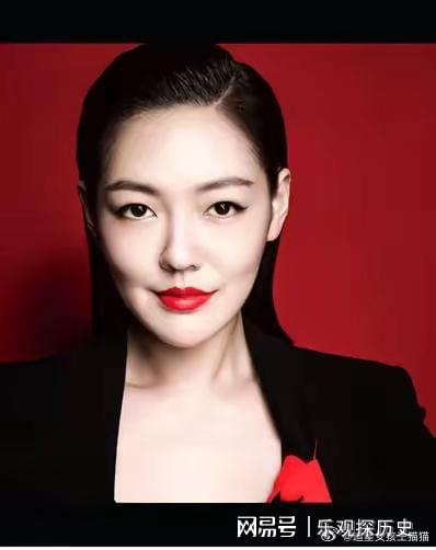 明星与自然之旅,探索美景,寻找内心平和宁静的旅程