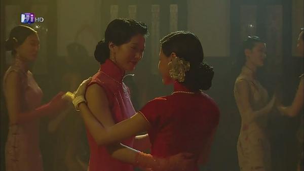 孤恋花电视剧,日常温馨小故事之花绽放的恋曲