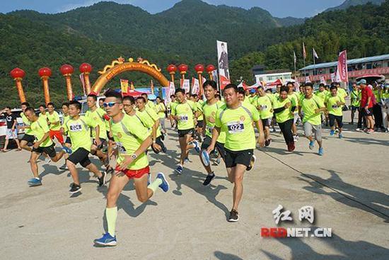 徒步比赛,挑战自我,领略自然之美,尽享户外乐趣!