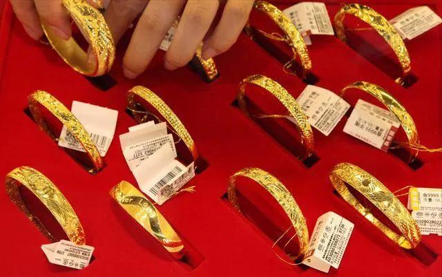 珠宝公司上市,闪耀时刻来临!