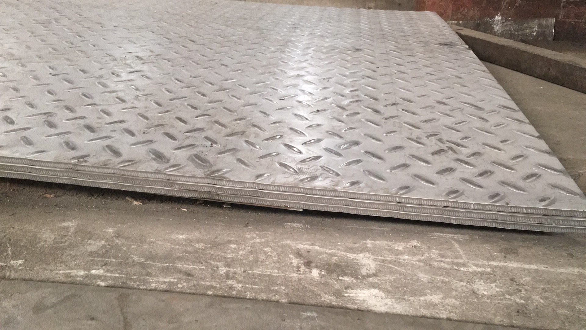 花纹钢板价格探索,学习之旅与自我成就之路