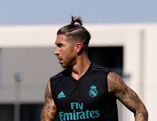 探索时尚潮流与个人立场,拉莫斯最新发型展示