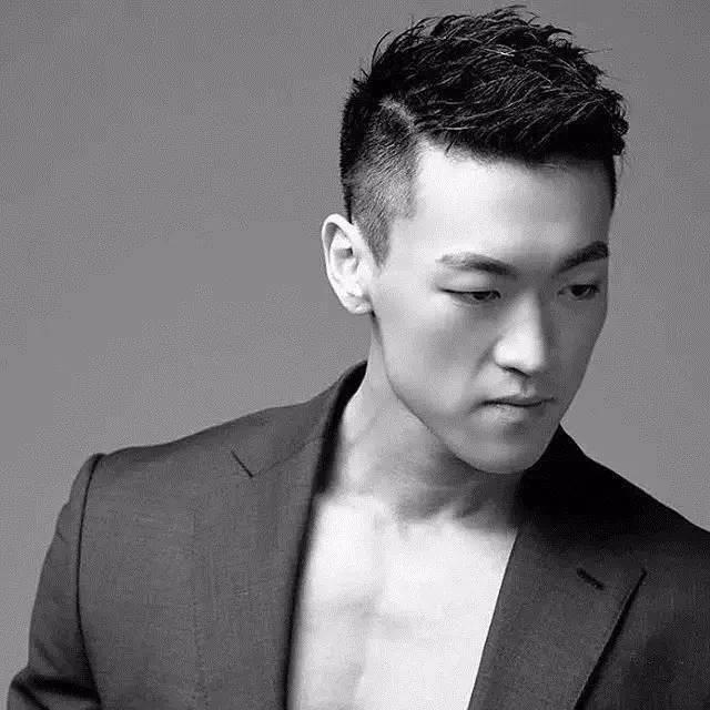 最新男同网站推荐,小巷深处的独特风情小店探索