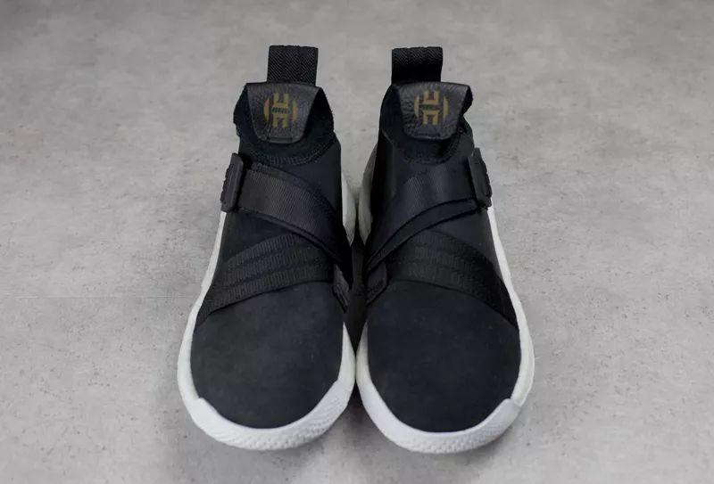 最新款皮鞋,科技与生活的完美融合之作