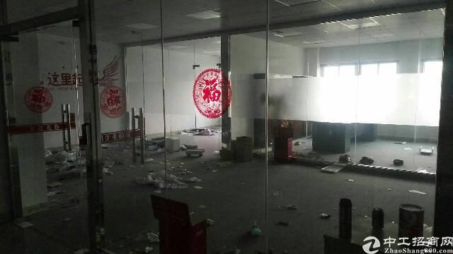 平湖电子厂最新招聘情况解析与观点论述