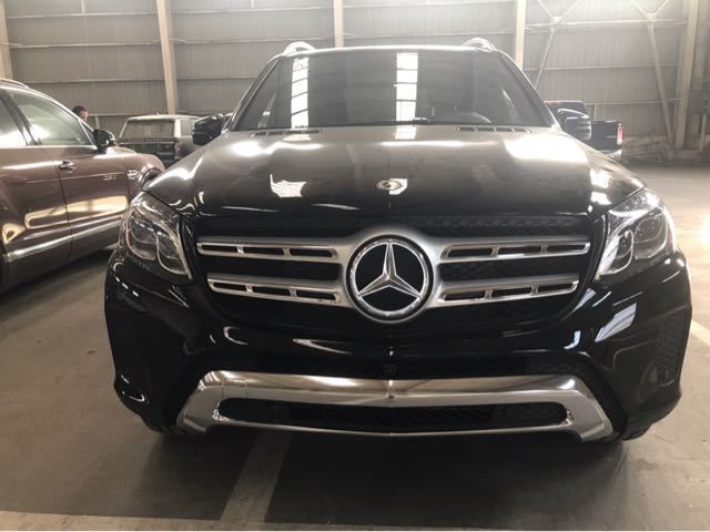 奔驰320最新报价,豪华与性能的完美融合