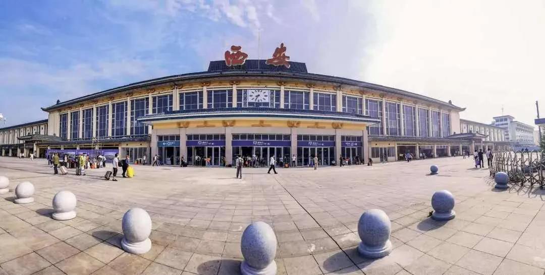 西安至乌鲁木齐自驾之旅,爱与陪伴的旅程