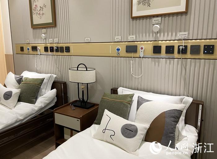 最新床护比专题,小巷深处的特色小店探秘