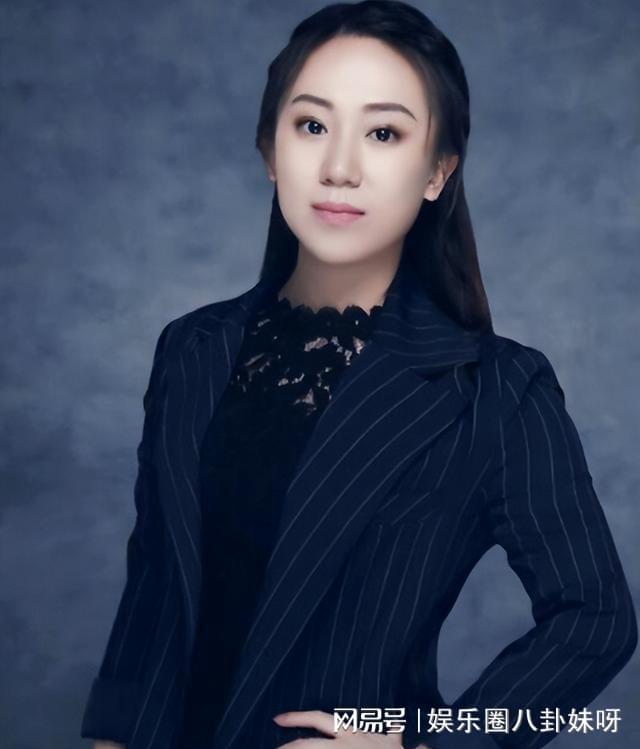 丫蛋最新星光璀璨直播,欢乐无限时!