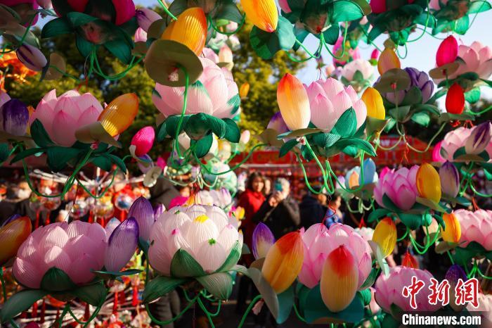 最新扎花时尚,展现独特魅力的艺术之美