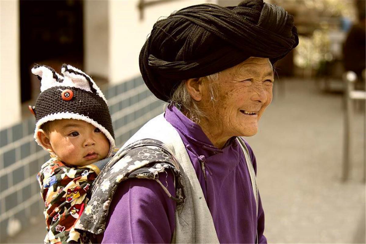 孝妻最新,高科技温情革命重塑家庭生活新体验