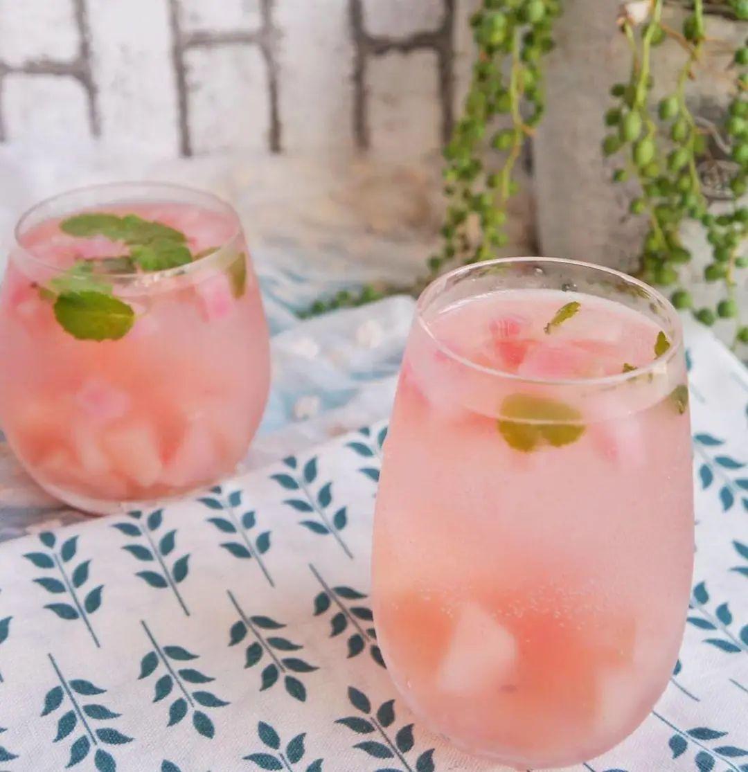 南北蜜桃名场面更新揭秘,最新精彩瞬间回顾