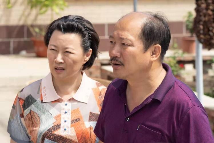 演员永强携手高科技产品重塑未来生活体验的革命！