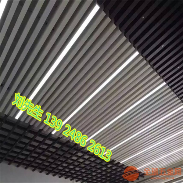 铝方通价格背后的故事与温馨揭秘