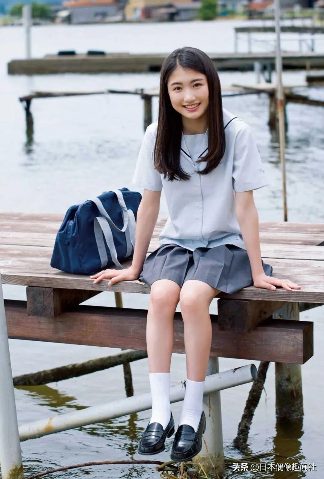 最新女校服，时尚与教育的和谐融合