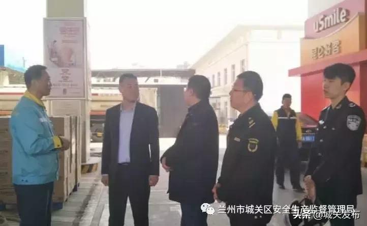 永新曹，高科技产品的时代先锋，重塑未来生活体验的探索者
