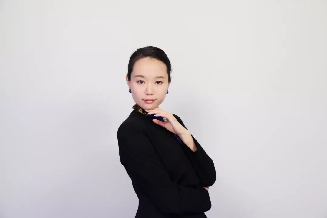 曹茜最新科技产品引领未来生活，高科技利器横空出世